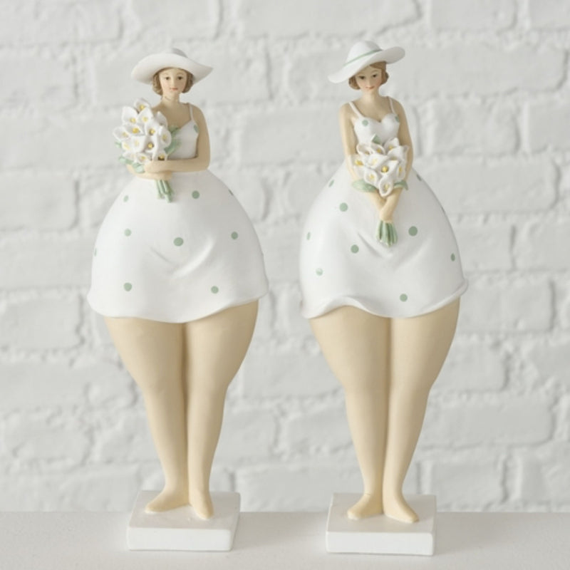 Tolle Themen Figur, Skulptur, Modell FRÄULEIN FRÜHLING, aus handbemaltem Kunststein, Farbe Weiss &amp; Creme, romantisch in Szene gesetzt, Größe 24 x 8 x 6 cm