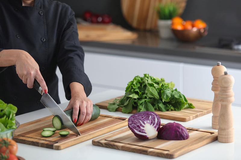 Essential Cutting Board (L)