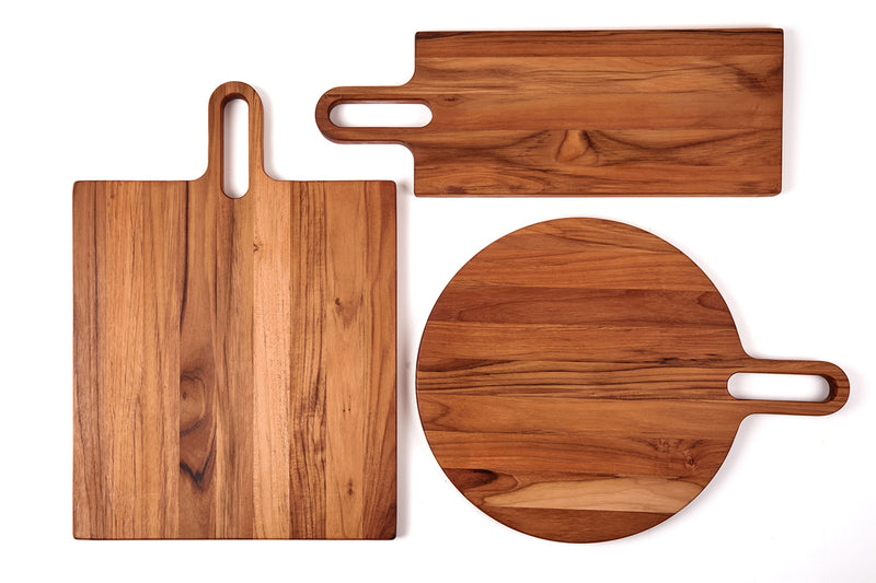 Quadratisches Servierbrett mit langem Griff