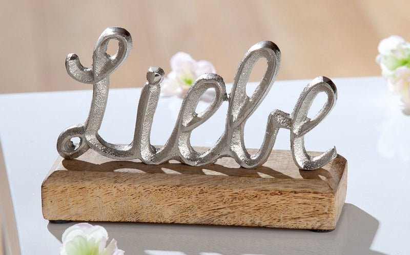 Edler Schriftzug auf Mango-Holz in brüniertem Aluminium als Aufsteller,  Modell: LIEBE, Maße 16 x 10 x 6 cm, Farbe Natur und Aluminium, tolle Deko für Innen, Terrasse, Cafe, oder einfach Zuhause.