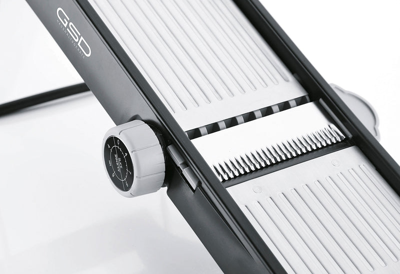 GSD Profi Mandoline aus Edelstahl mit schwarzem Rahmen