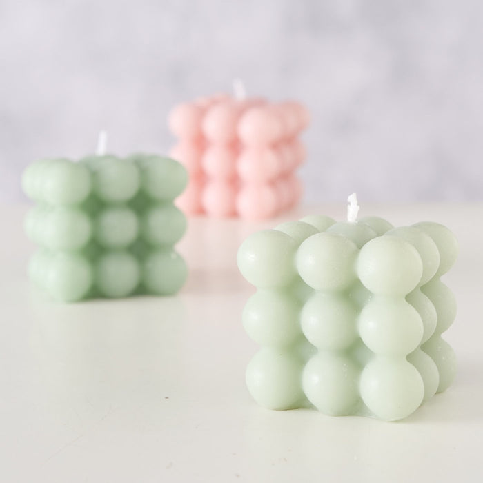 3 Stück Bubble Kerzen, Modell " SUMMER Candles " , 6 x 6 x 6 cm, 15 Std. Brenndauer je Kerze. Farbe rosa, hellgrün, türkis. Hoher Neidfaktor.