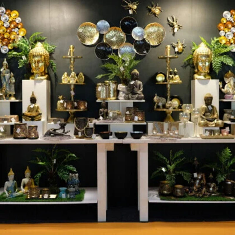 Teelichthalter, Teelichtkerzenhalter Hand Buddhas , Hand in gütiger Optik, Kunstharz in Erdtönen, Maße 32 x 19 x 15 cm, Zen Garden Stil