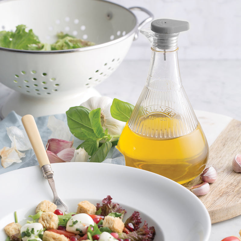 Ideal zum Aufbewahren von Milch, Shakes und Saucen